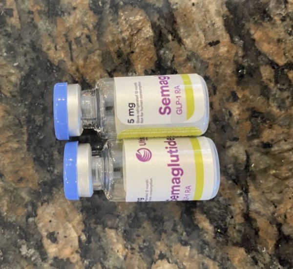 2 vials of ultima semaglutide dosed at 5mg per vial i definitely recommend this product and pmroids as a supplier.